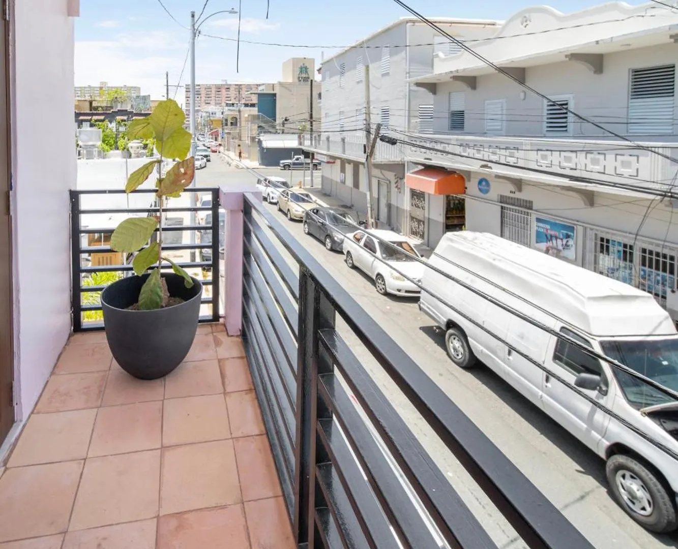 Hotel Room 12 Sunlit Balcony Stay Near Calle Cerra San Juan Porto Rico