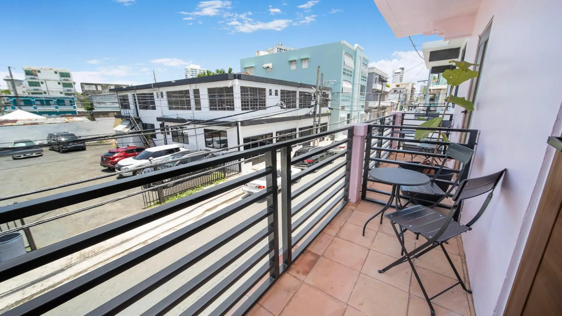 Room 12 Sunlit Balcony Stay Near Calle Cerra San Juan 0*,  Puerto Rico